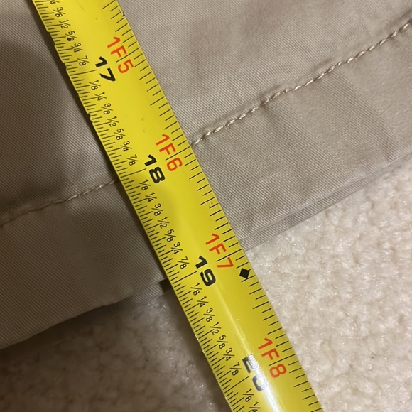 Tommy Hilfiger Mens shorts, size34 - Picture 4 of 5